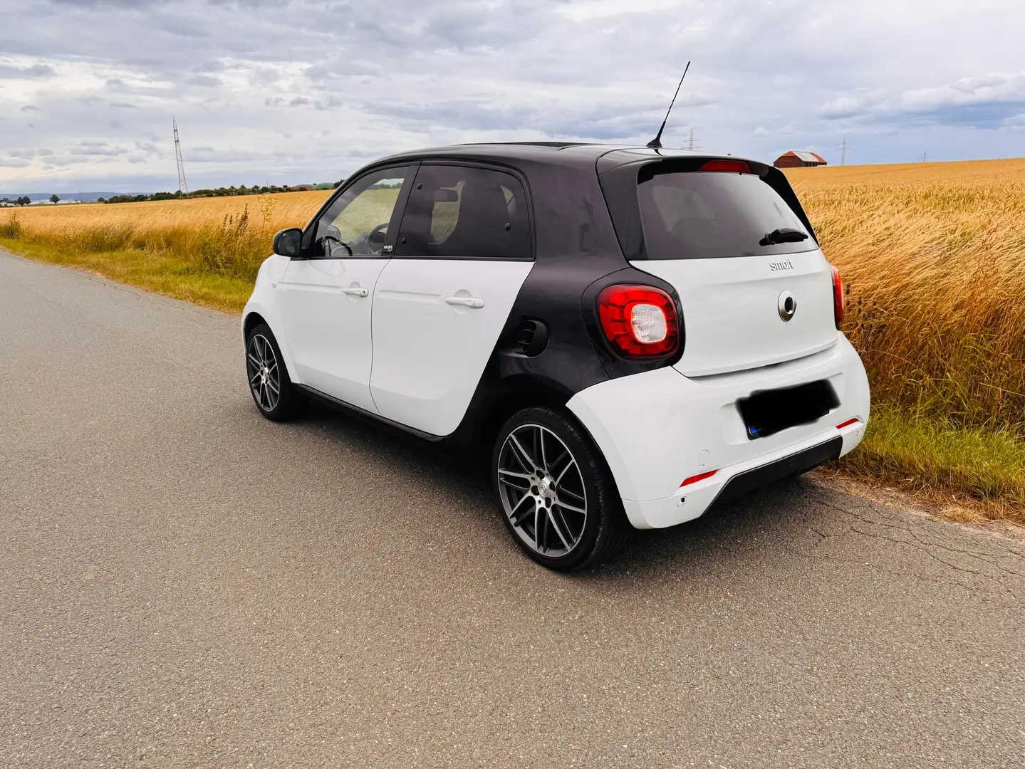 smart forFour twinamic prime Brabus Style Weiß - 2