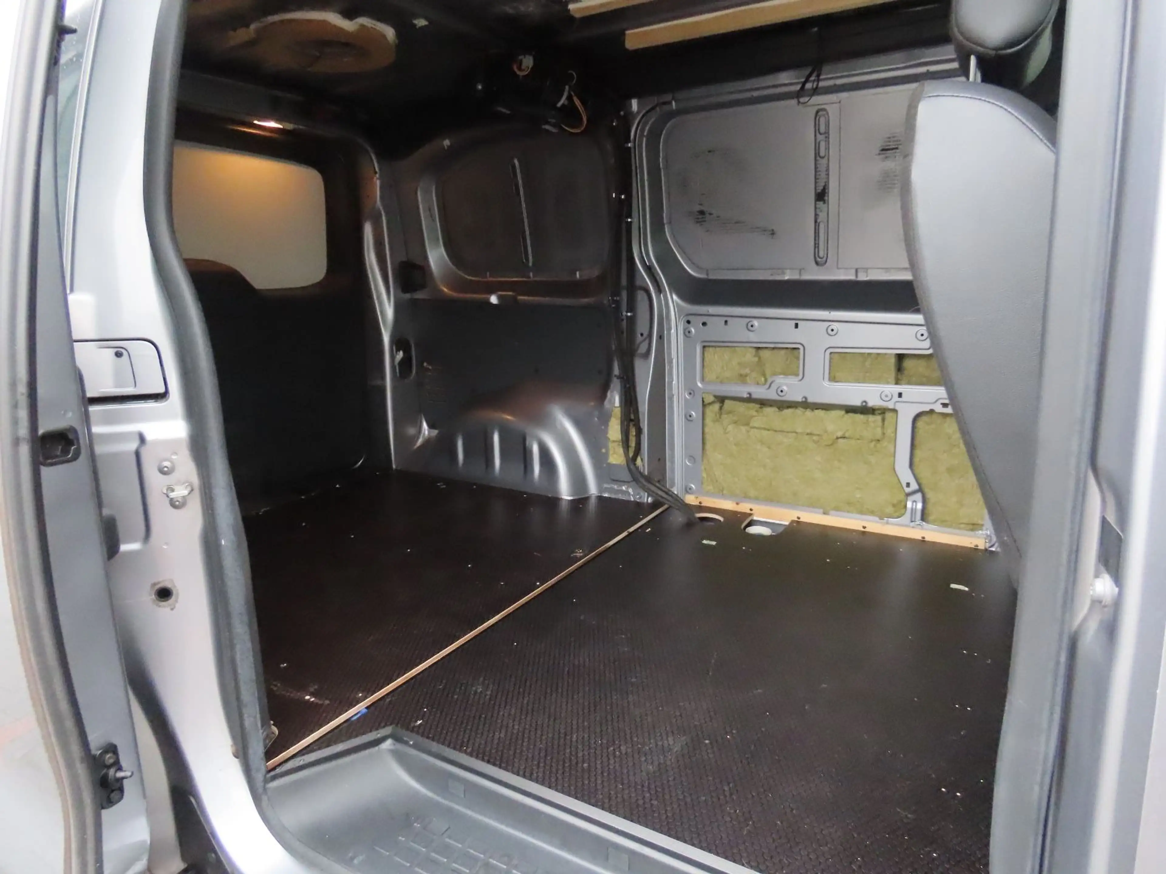 Citroen Jumpy 2.0 Blue HDI Kasten Club M — photo 13