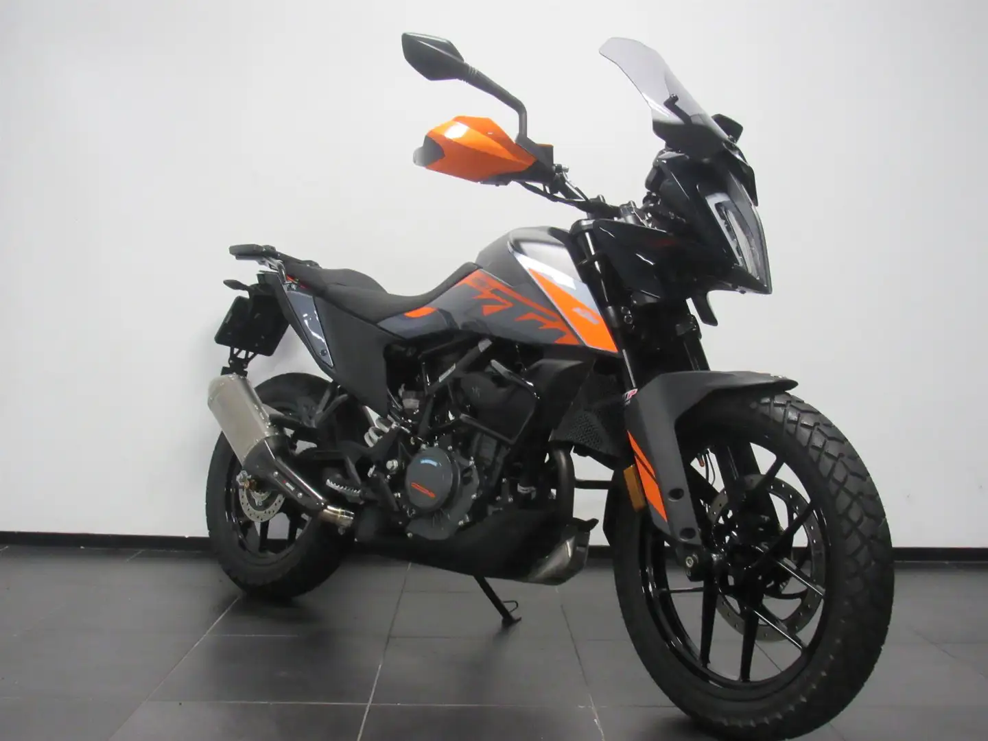 KTM 390 Adventure Grijs - 2