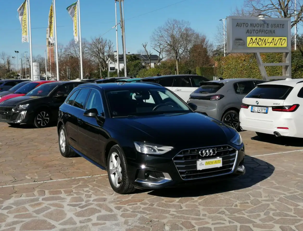 Audi A4 Avant 40 TDI S tronic Business Advanced — photo 1 of 15