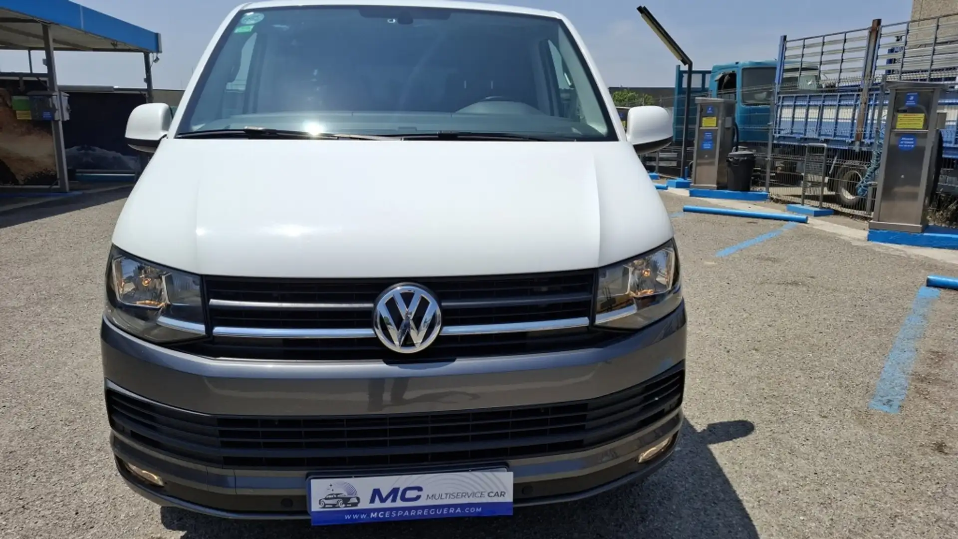 Volkswagen Multivan 2.0TDI BMT Trendline DSG 110kW Grijs - 2