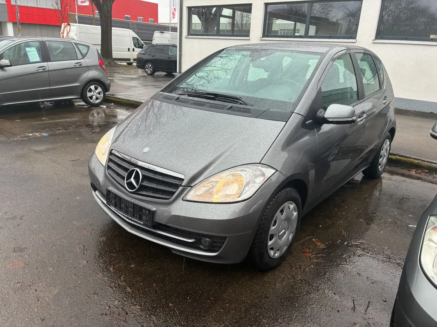Mercedes-Benz A 160 Classic Grau - 1