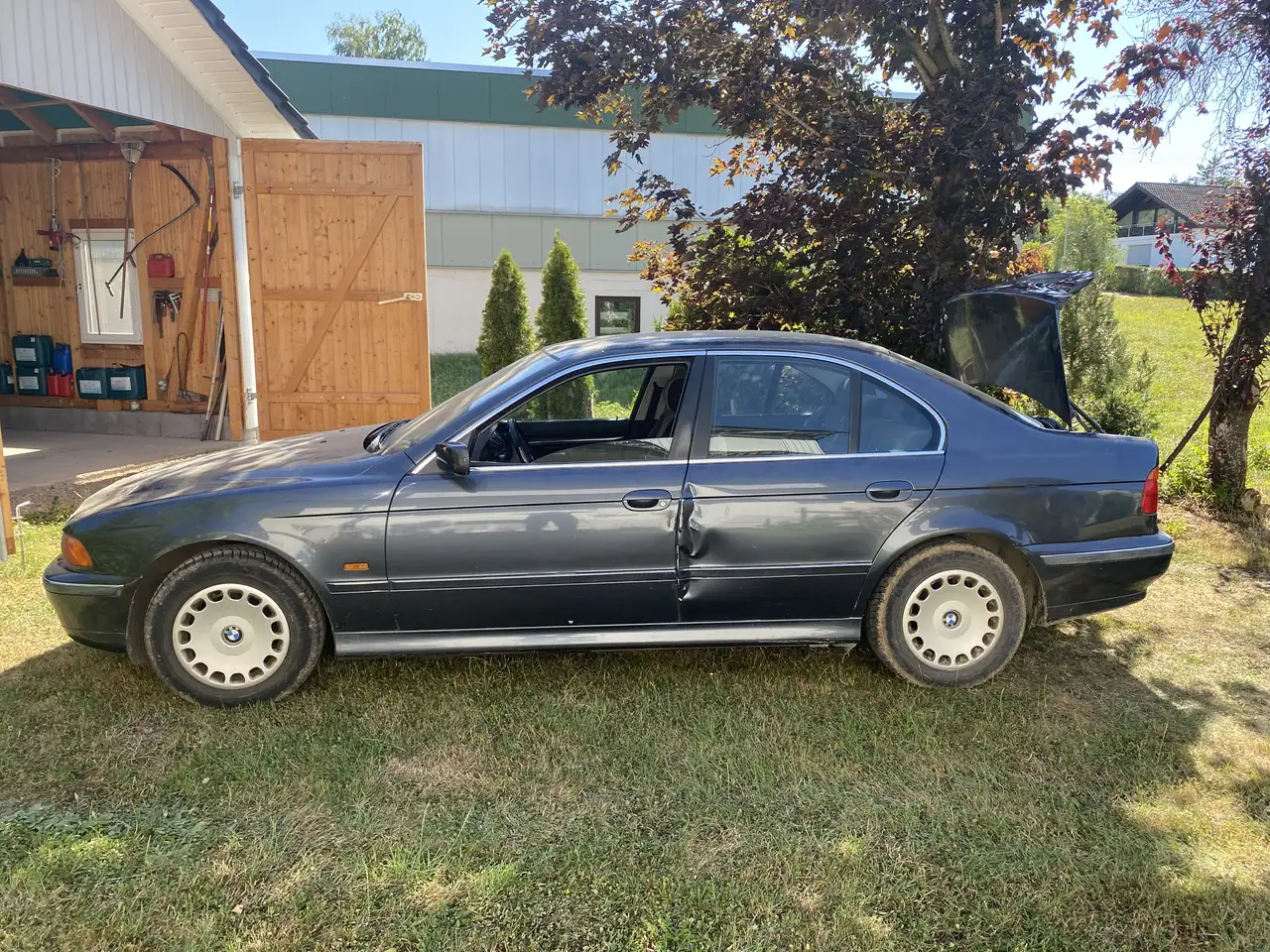 BMW 520i, foto 3