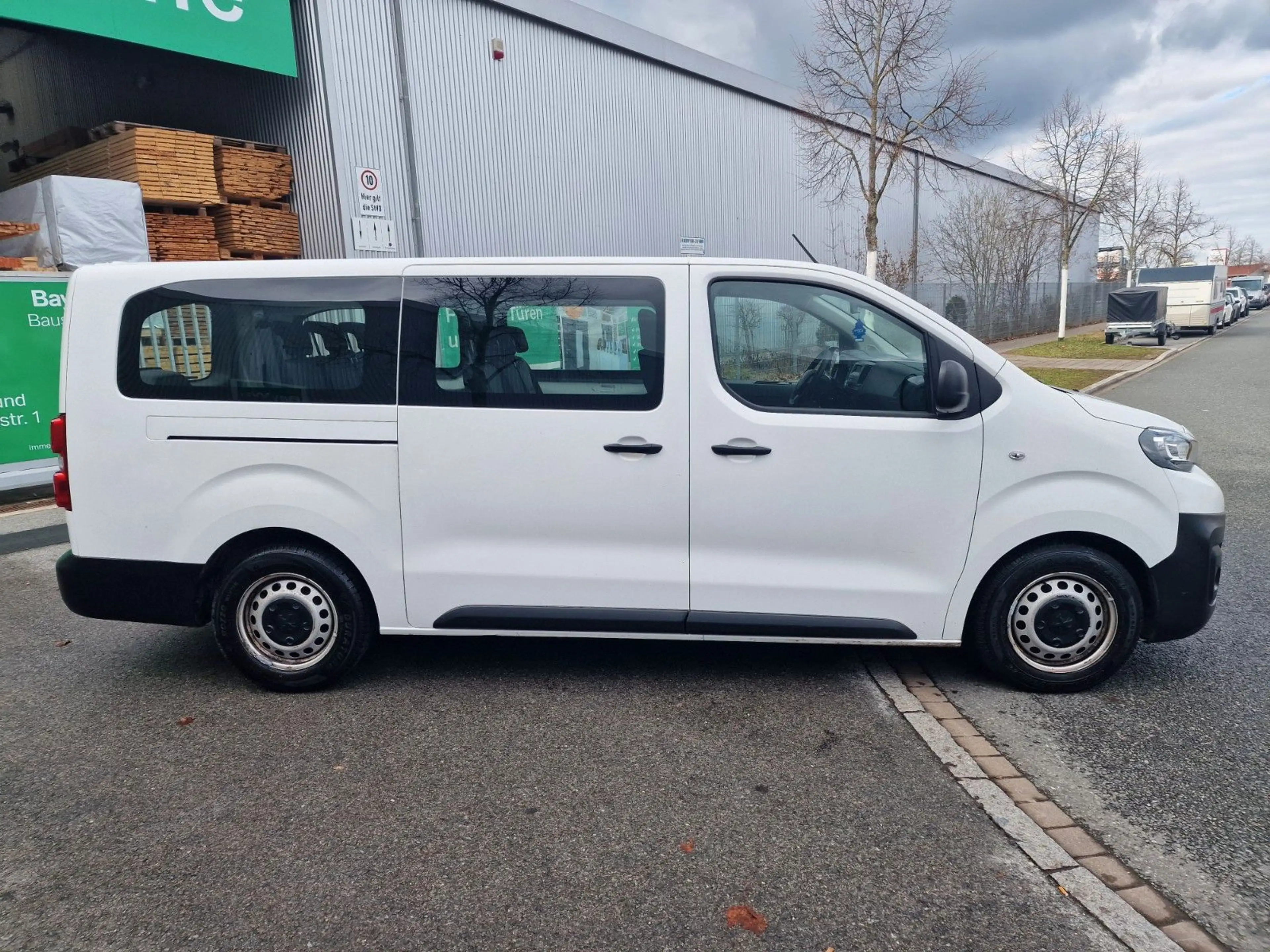 Peugeot Expert Kombi L3 9 Sitze Klima Tempomat — photo 5