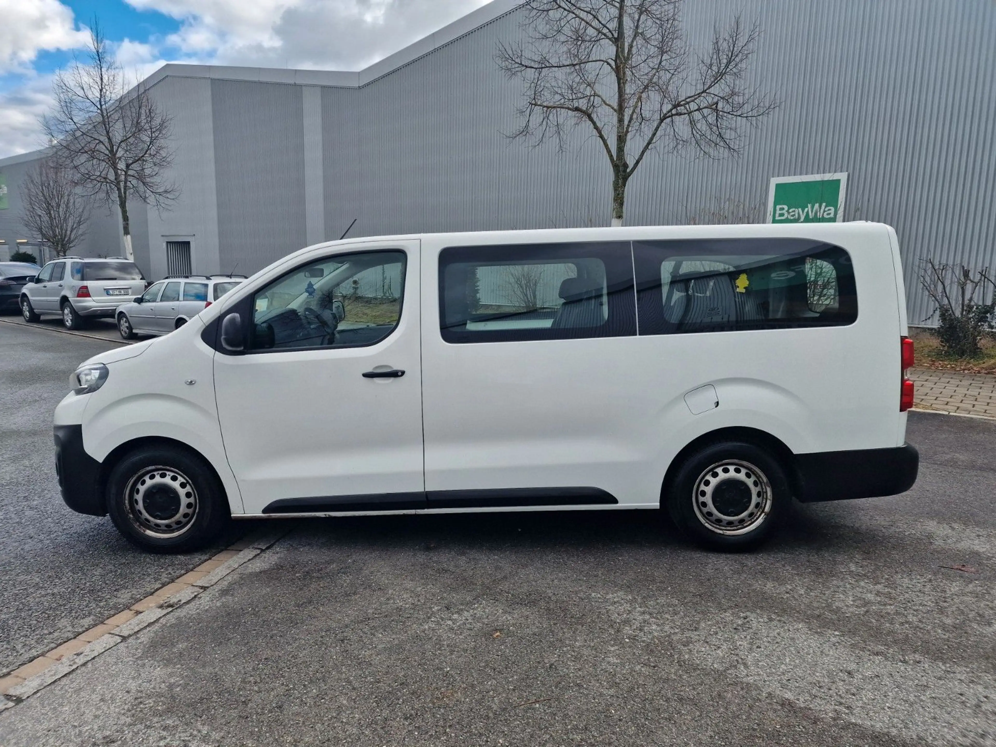 Peugeot Expert Kombi L3 9 Sitze Klima Tempomat — photo 2
