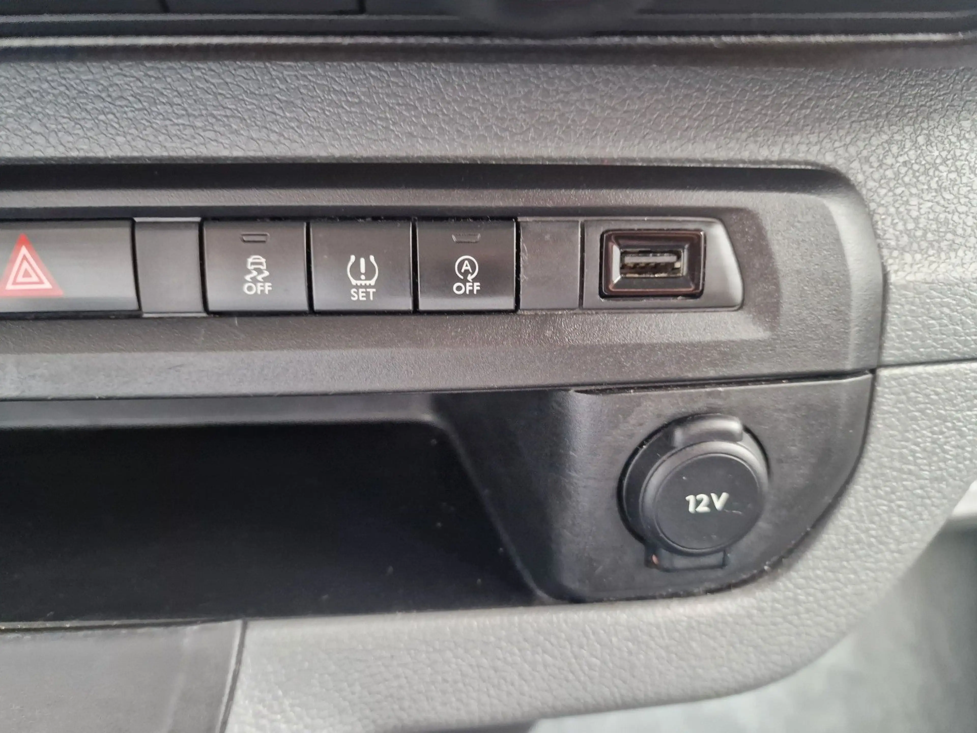 Peugeot Expert Kombi L3 9 Sitze Klima Tempomat — photo 13