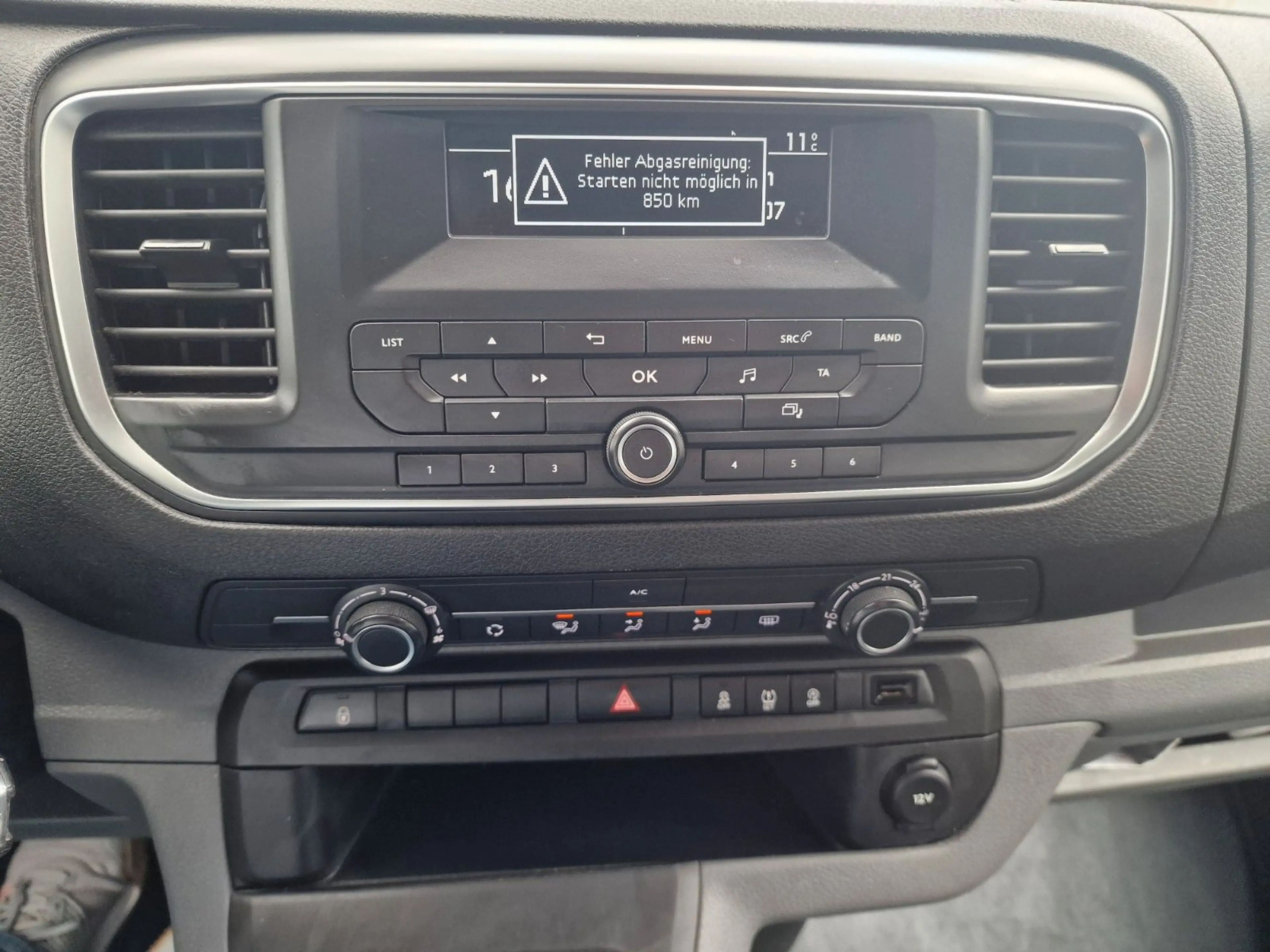 Peugeot Expert Kombi L3 9 Sitze Klima Tempomat — photo 12