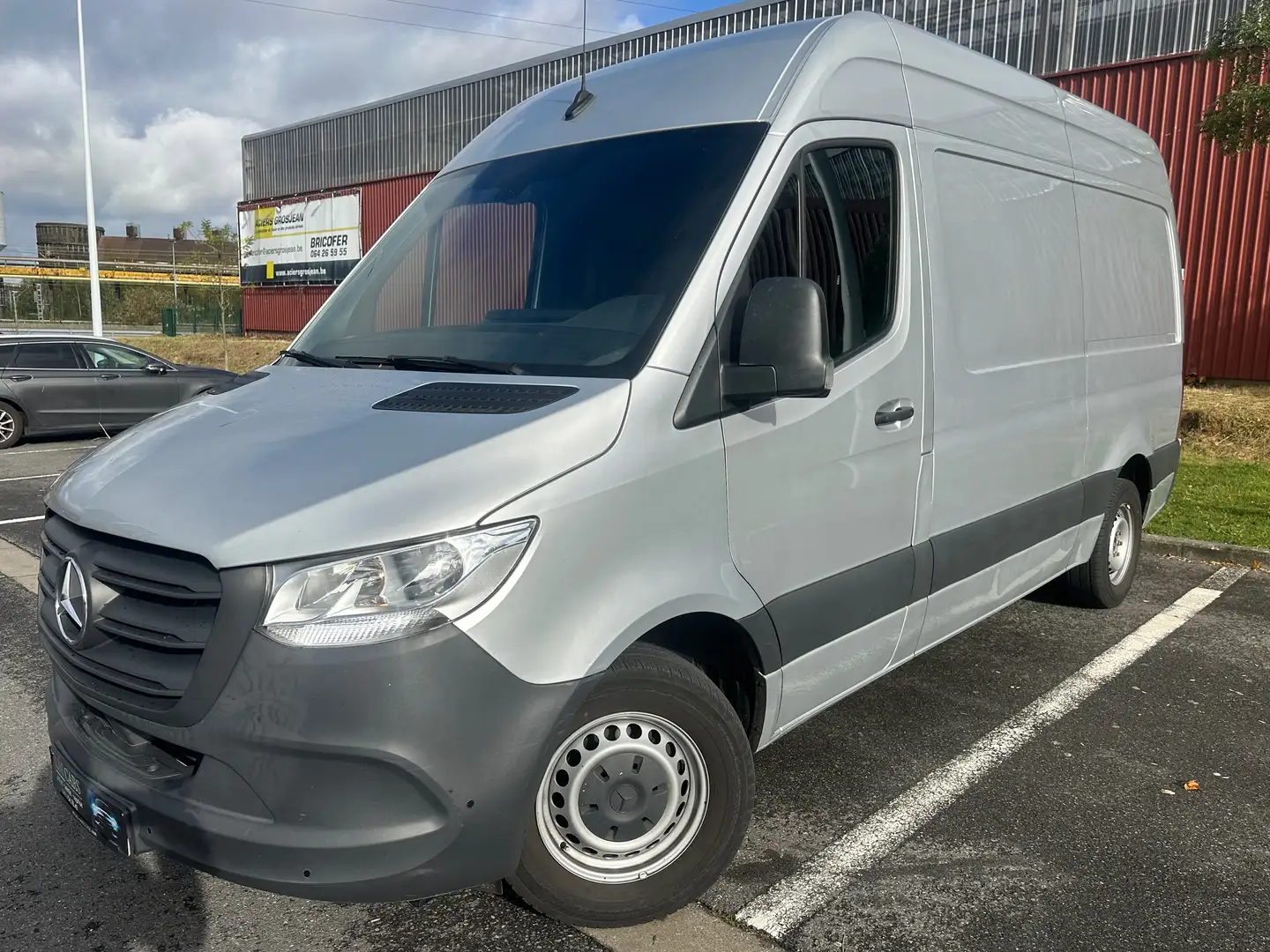 Mercedes-Benz Sprinter 315 2.0 CDI L2H2 9G tronic Zilver - 1