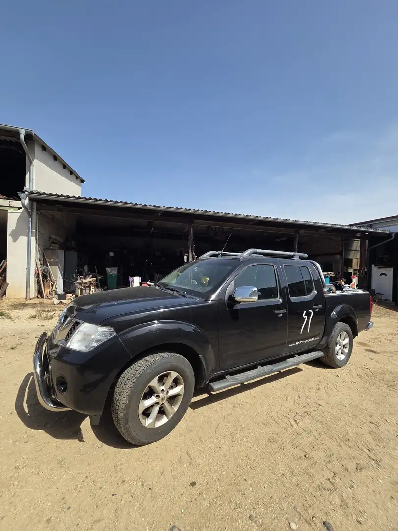 Nissan Navara Double Cab Platinum Evo 2,5 dCi 4x4 Aut. - 1