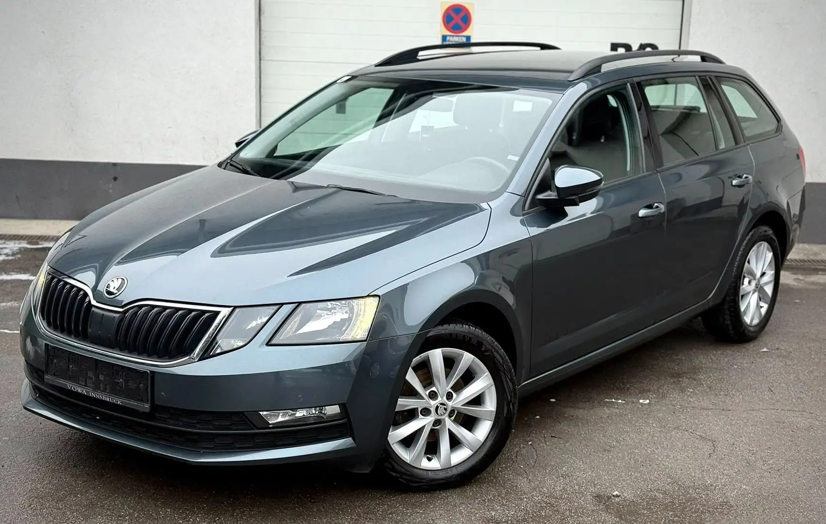 Skoda Octavia Ambition Combi 1,6 TDI SCR Erstbesitz MwSt. Grau - 1