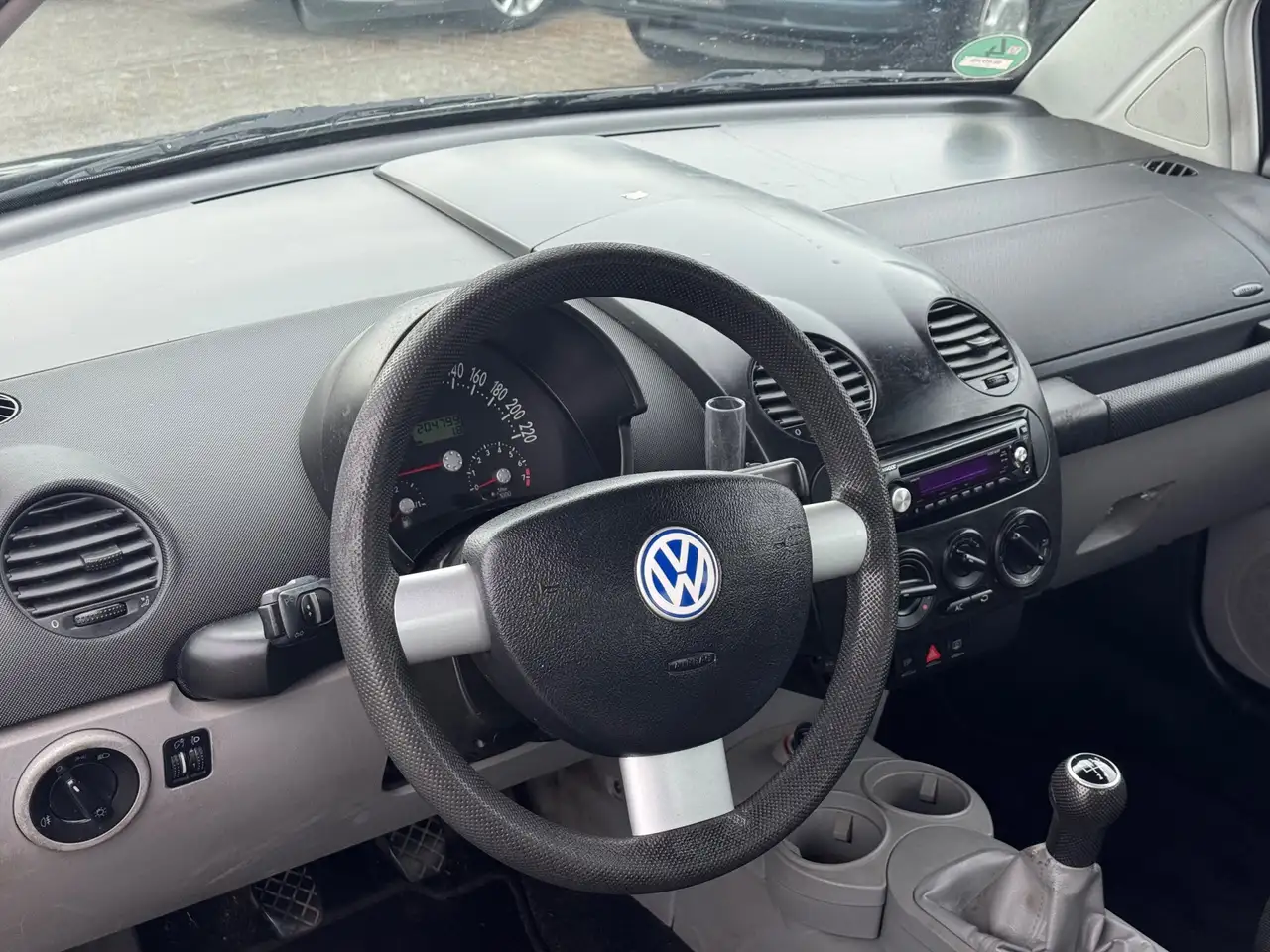 Volkswagen New Beetle 1.6 | APK 10-04-2027 | Airco | Elektrische ramen |, foto 8