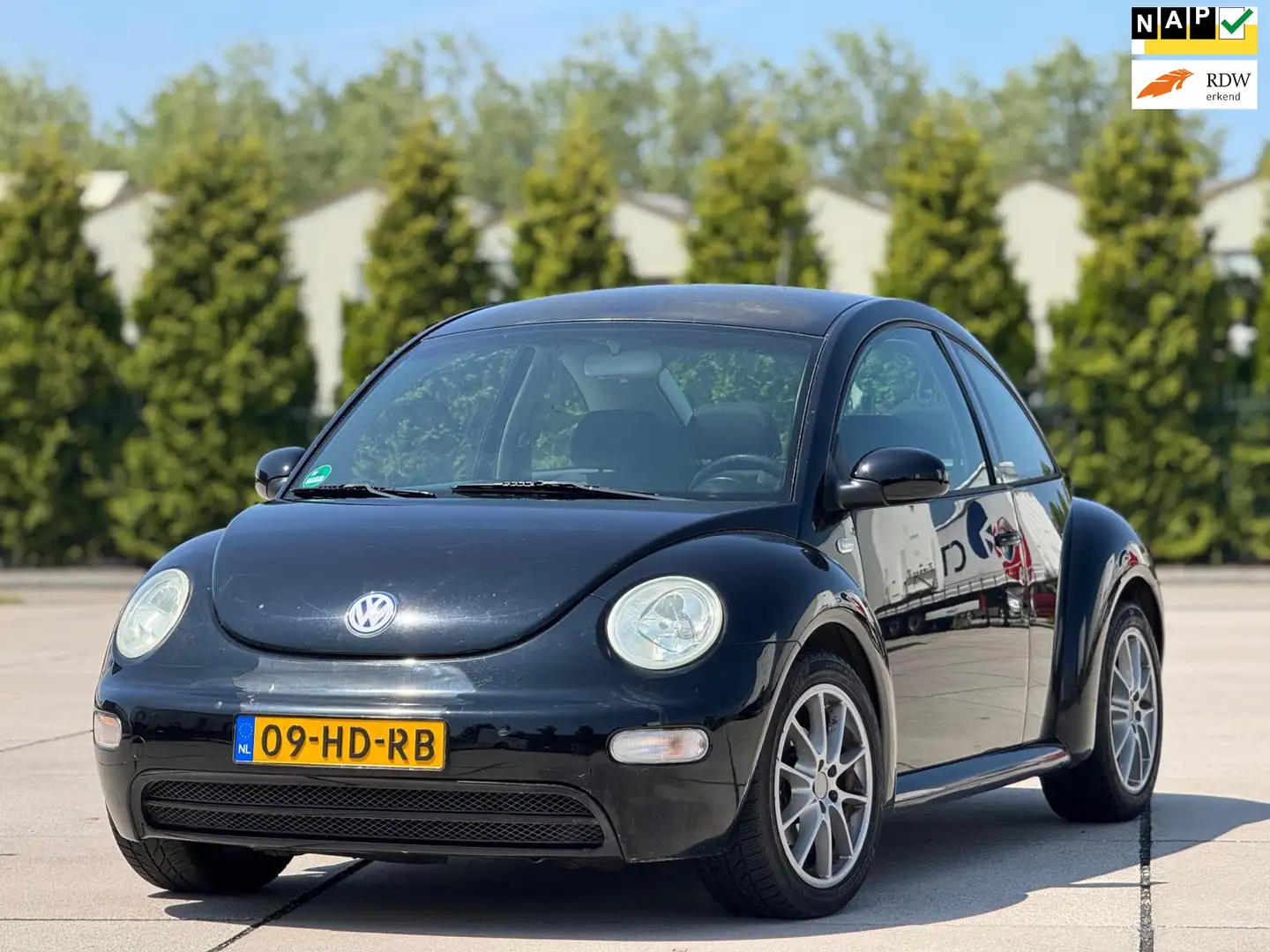 Volkswagen New Beetle 1.6 | Airco | Elektrische ramen | Elektrische spie Zwart - 1