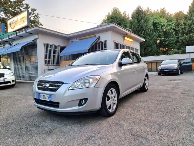 Kia Ceed / cee'd