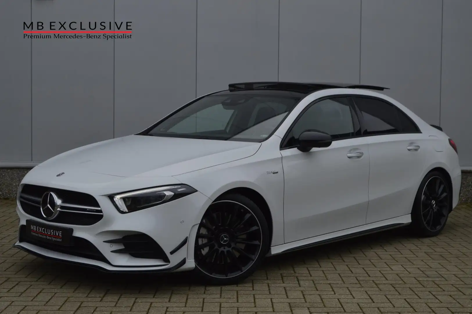 Mercedes-Benz A 35 AMG Sedan Aero Night Edition1 AUT7 2021 Wit - 1