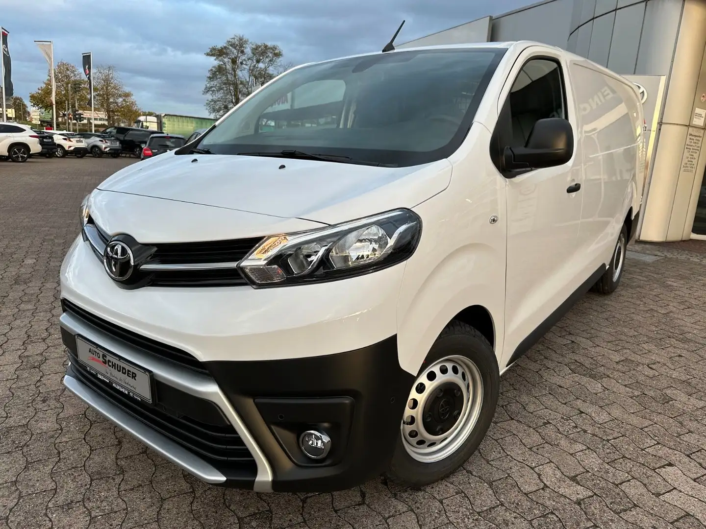 Toyota Proace 2.0 L2 Meister **PDC HINTEN** White - 1