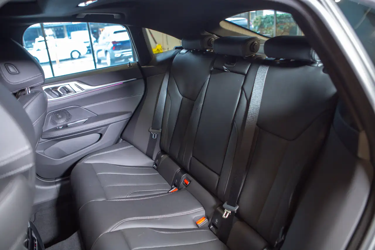 BMW i4 снимка BMW i4