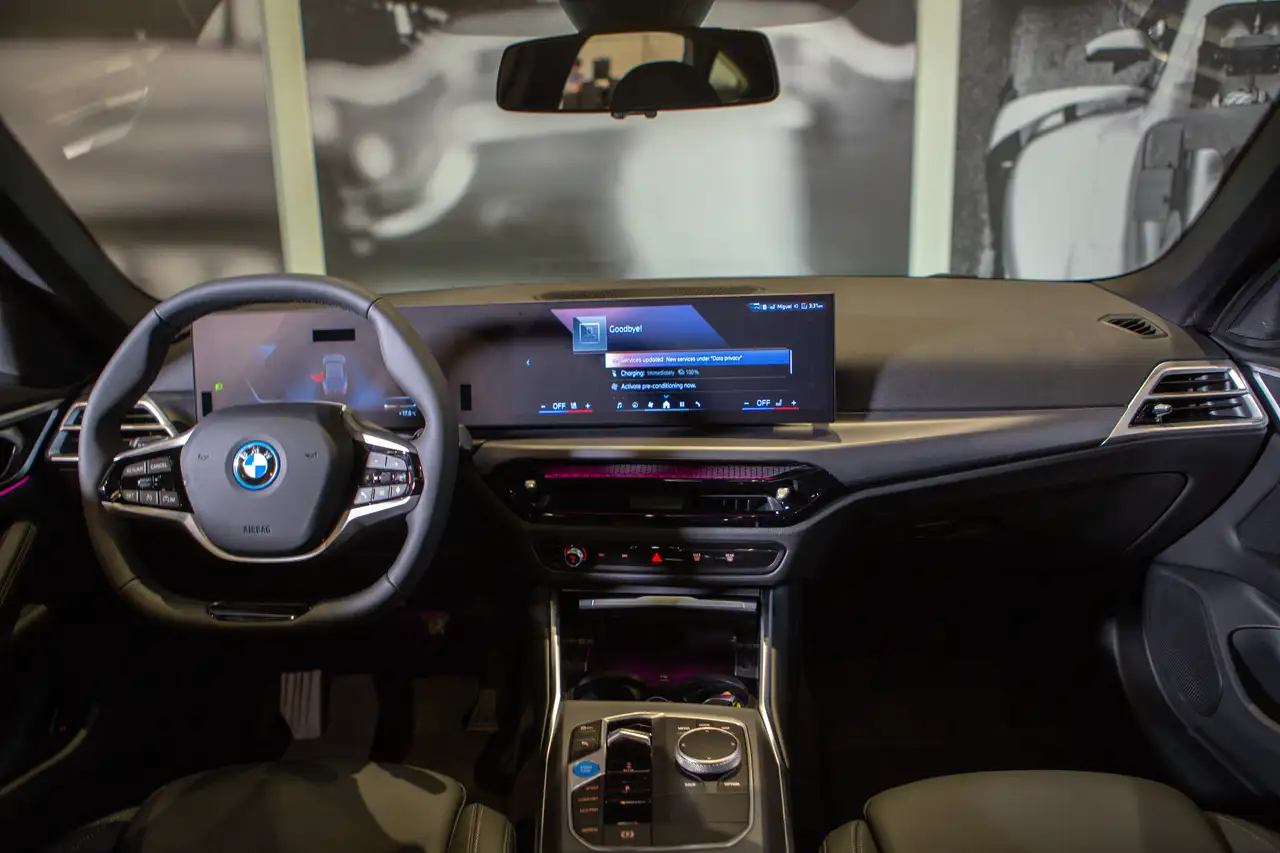 BMW i4 снимка BMW i4