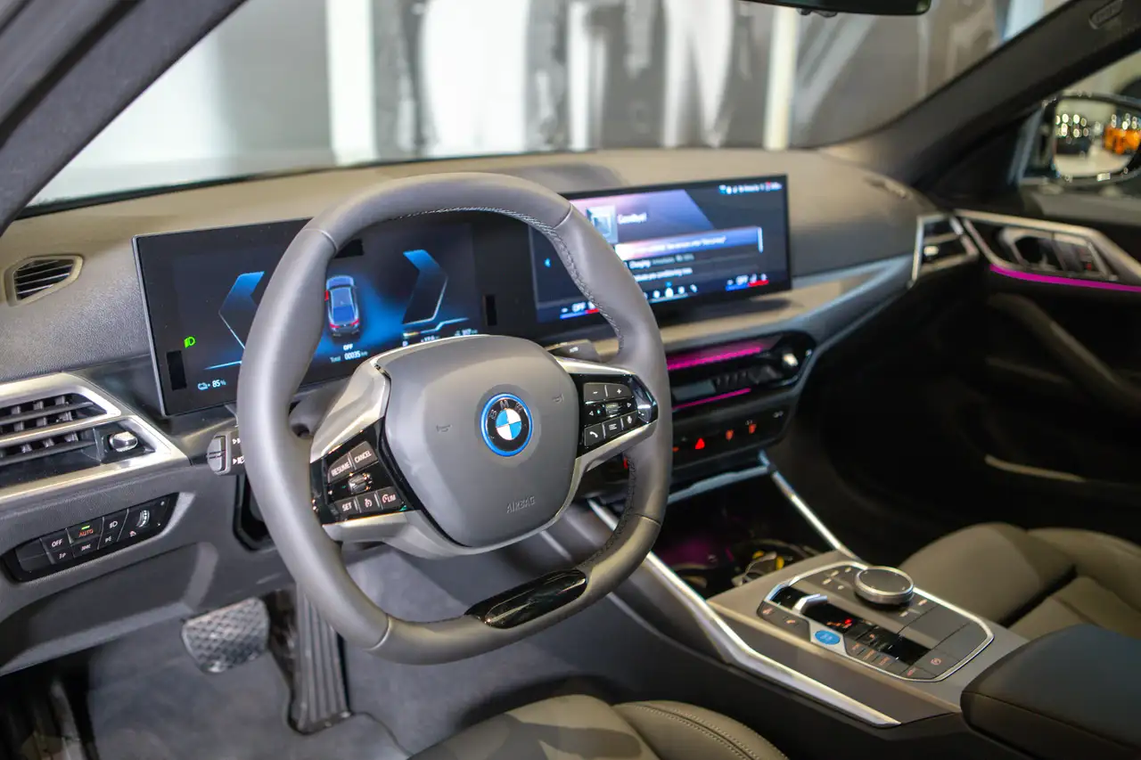 BMW i4 снимка BMW i4