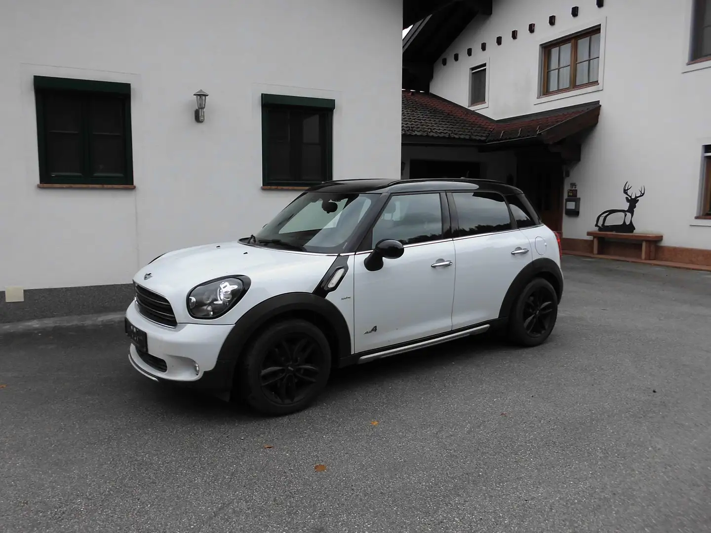 MINI Cooper D Countryman MINI R60 Countryman Diesel Allrad MINI Countryman COOPER D ALL4 Weiß - 2