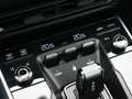 Porsche 992 Turbo S crna - thumbnail 30