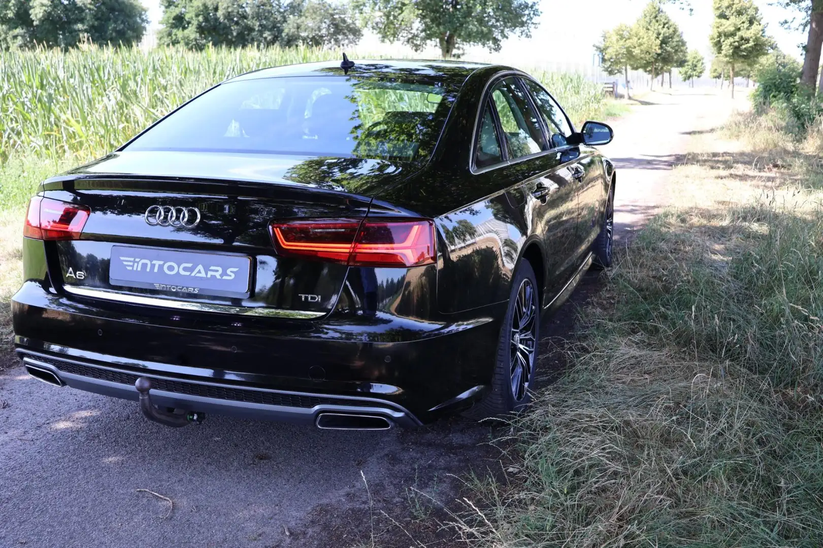 Audi A6 Limousine 3.0 TDI Premium Edition Zwart - 2