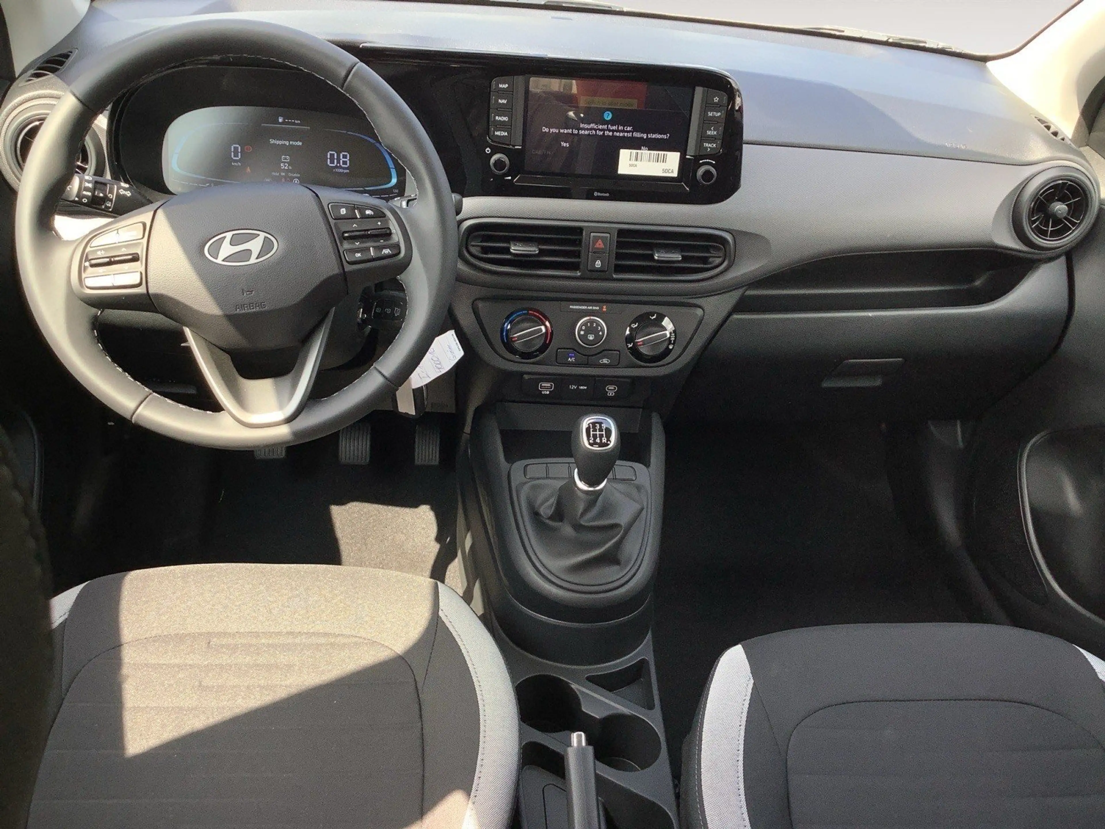 Hyundai i10 1.0 -NAVI-CARPLAY-KAMERA-PDC- — photo 10