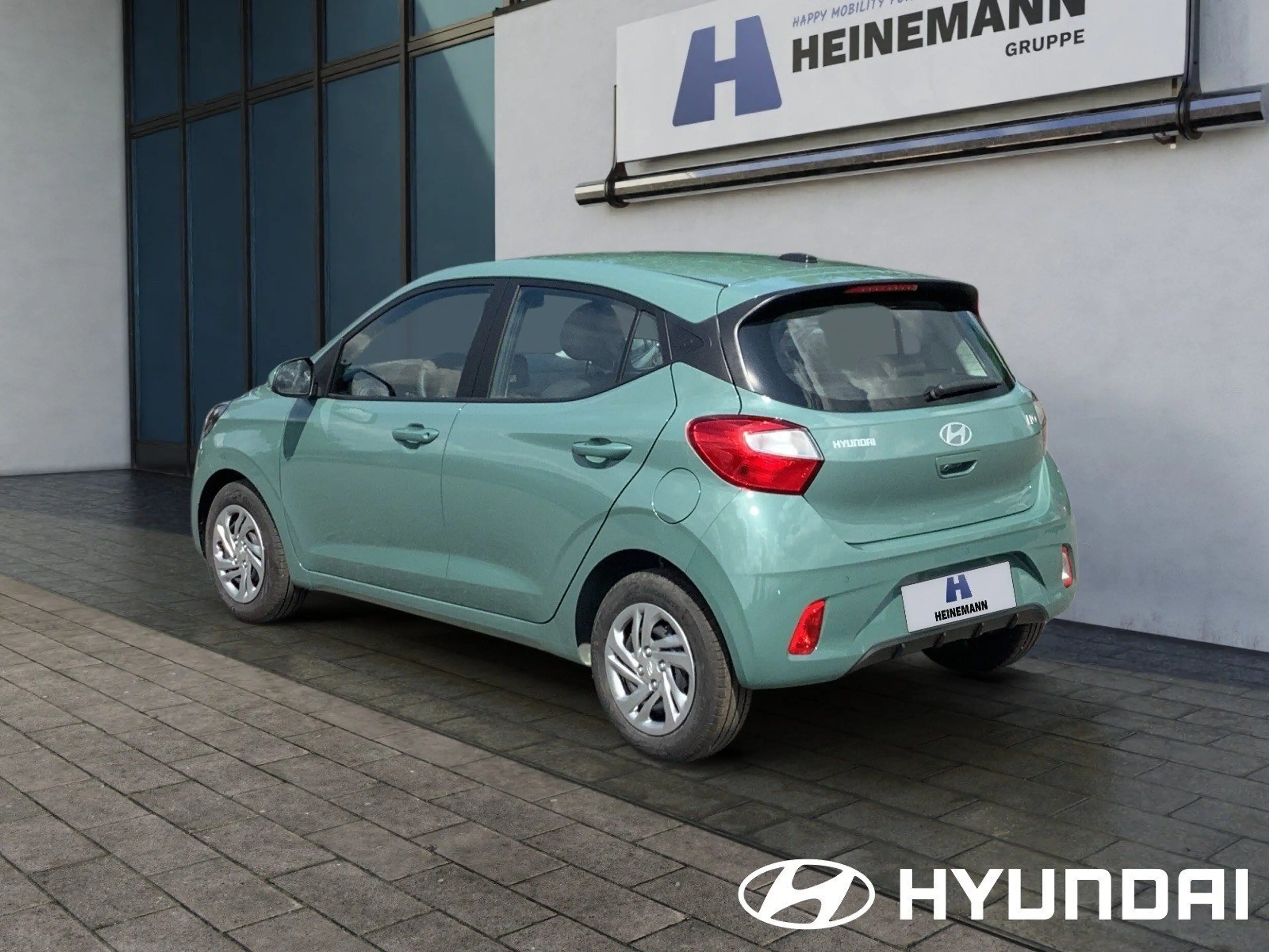 Hyundai i10 1.0 -NAVI-CARPLAY-KAMERA-PDC- — photo 3