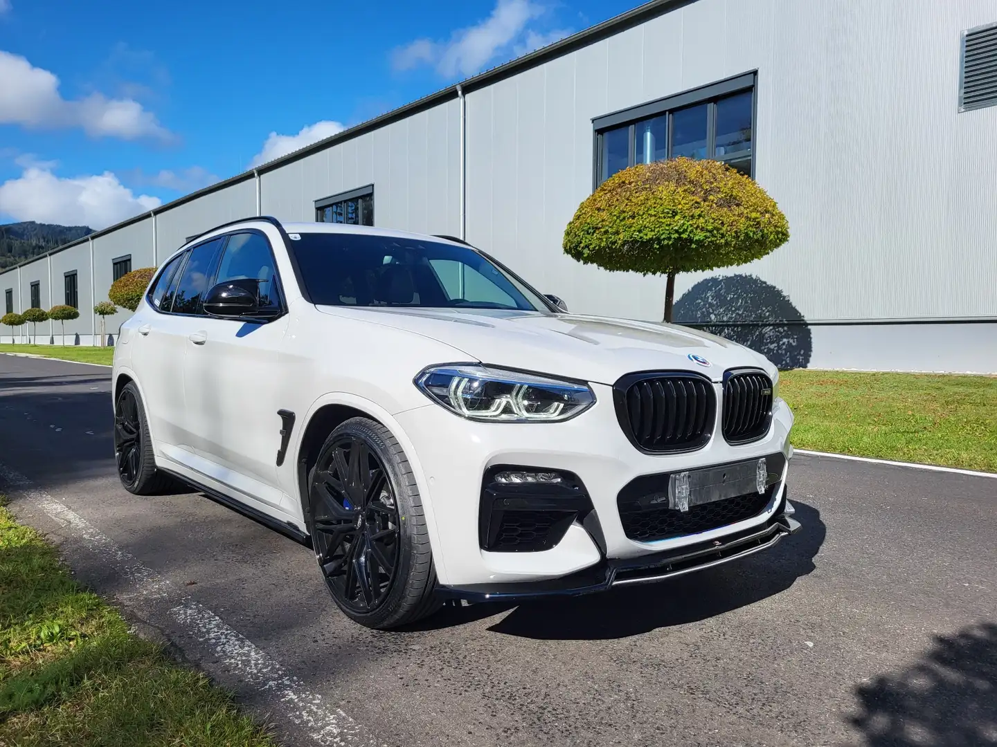 BMW X3 M M40i Schwarz - 2