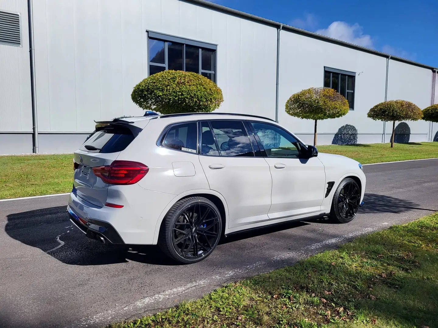 BMW X3 M M40i Schwarz - 1