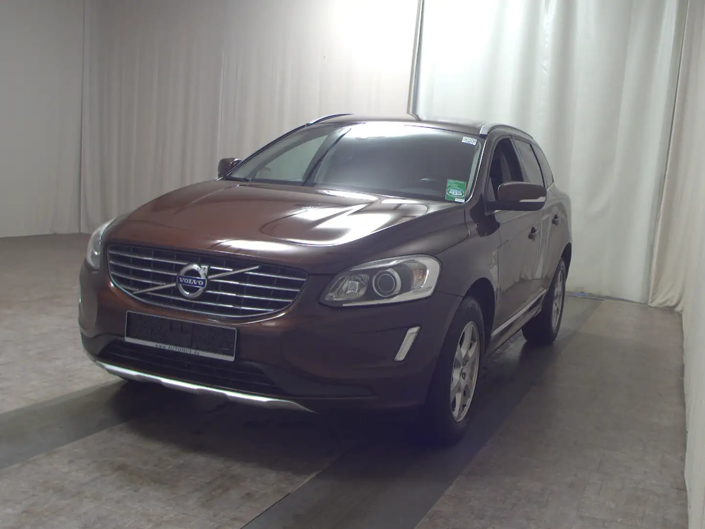Volvo XC60 D5 AWD Summum Xenon StHzg - 2