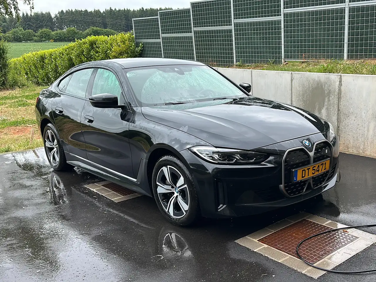 BMW i4