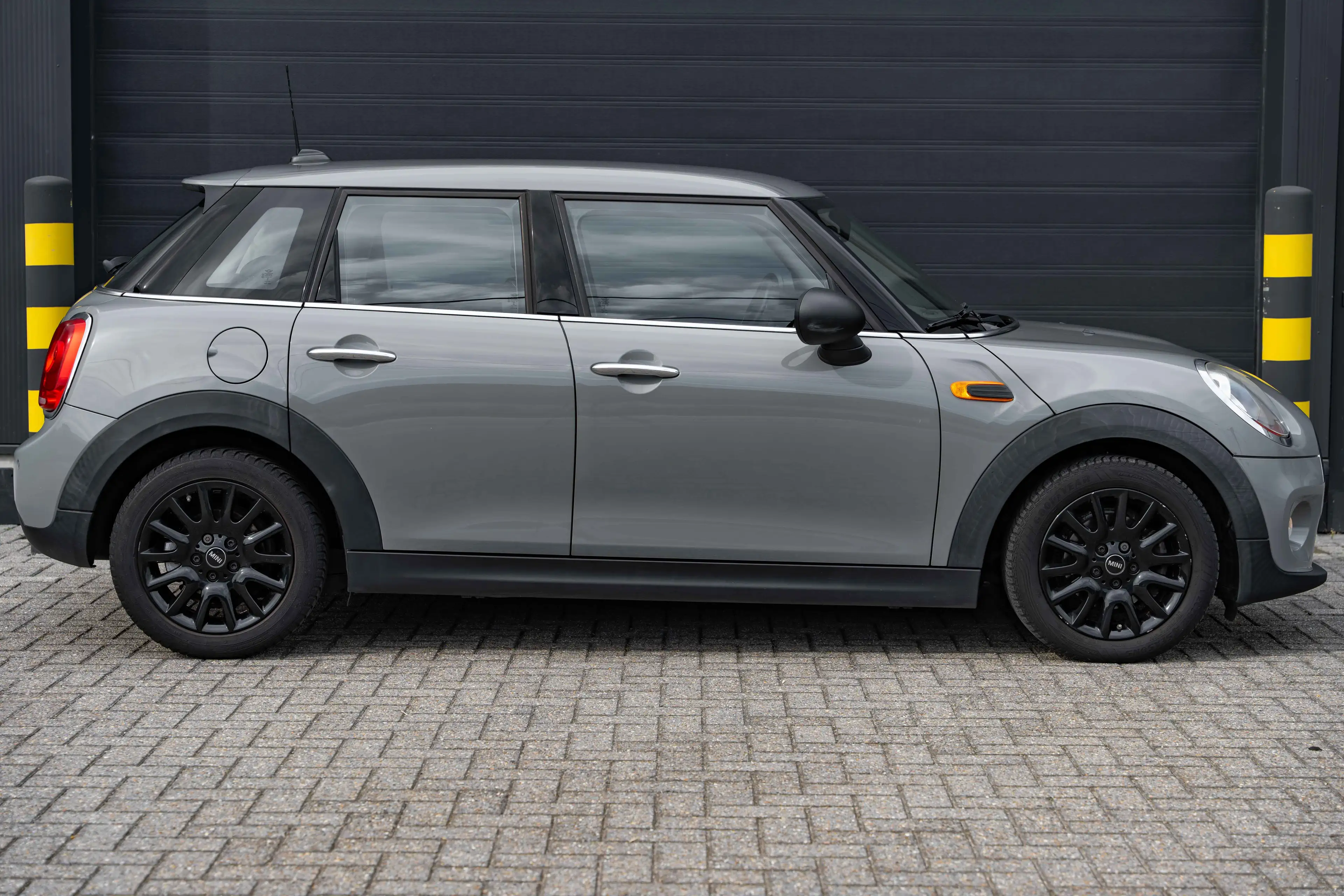 MINI One Mini 1.2 One First — photo 8