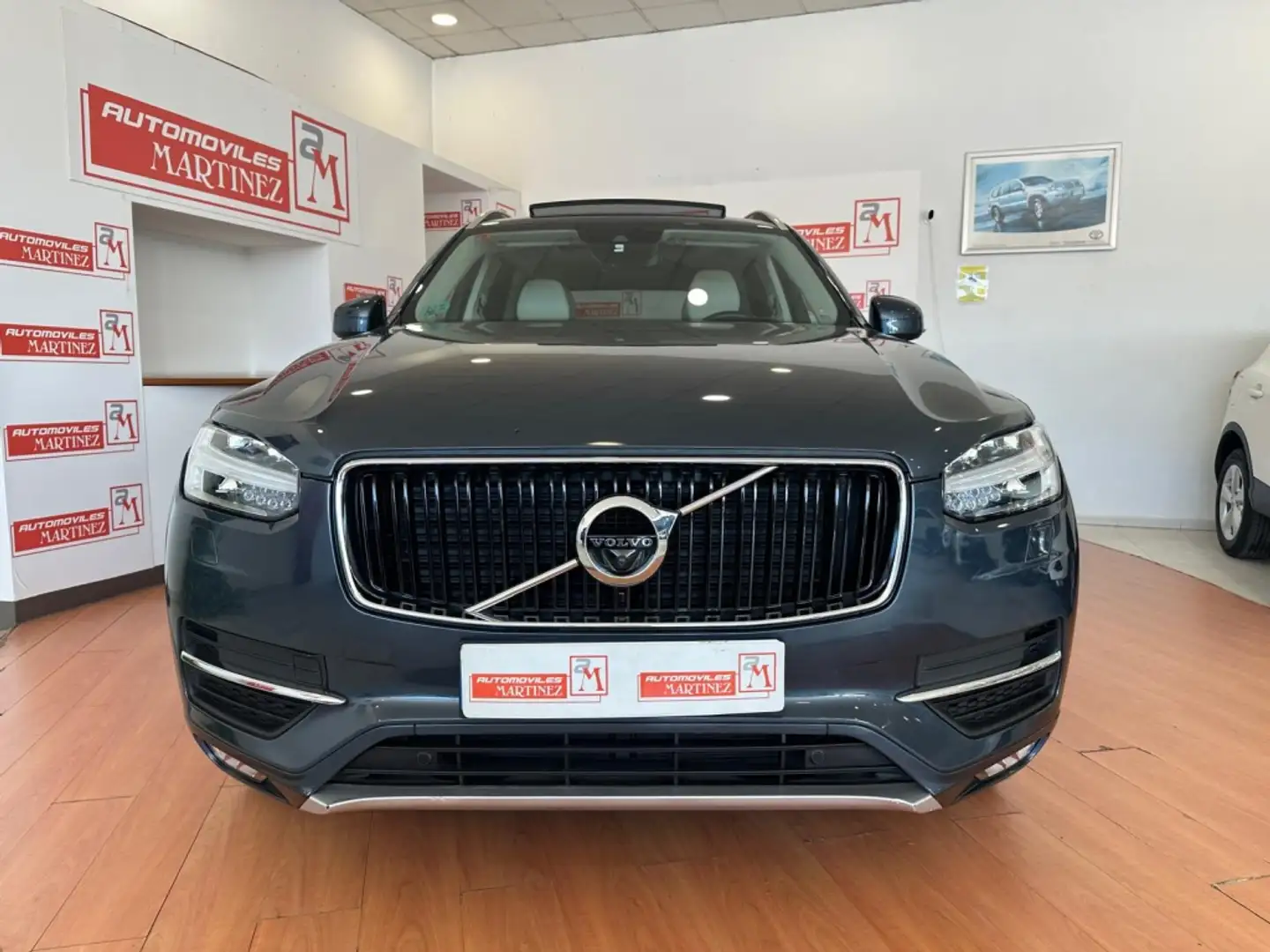 Volvo XC90 B5 Momentum 5pl. AWD Aut. Blauw - 2