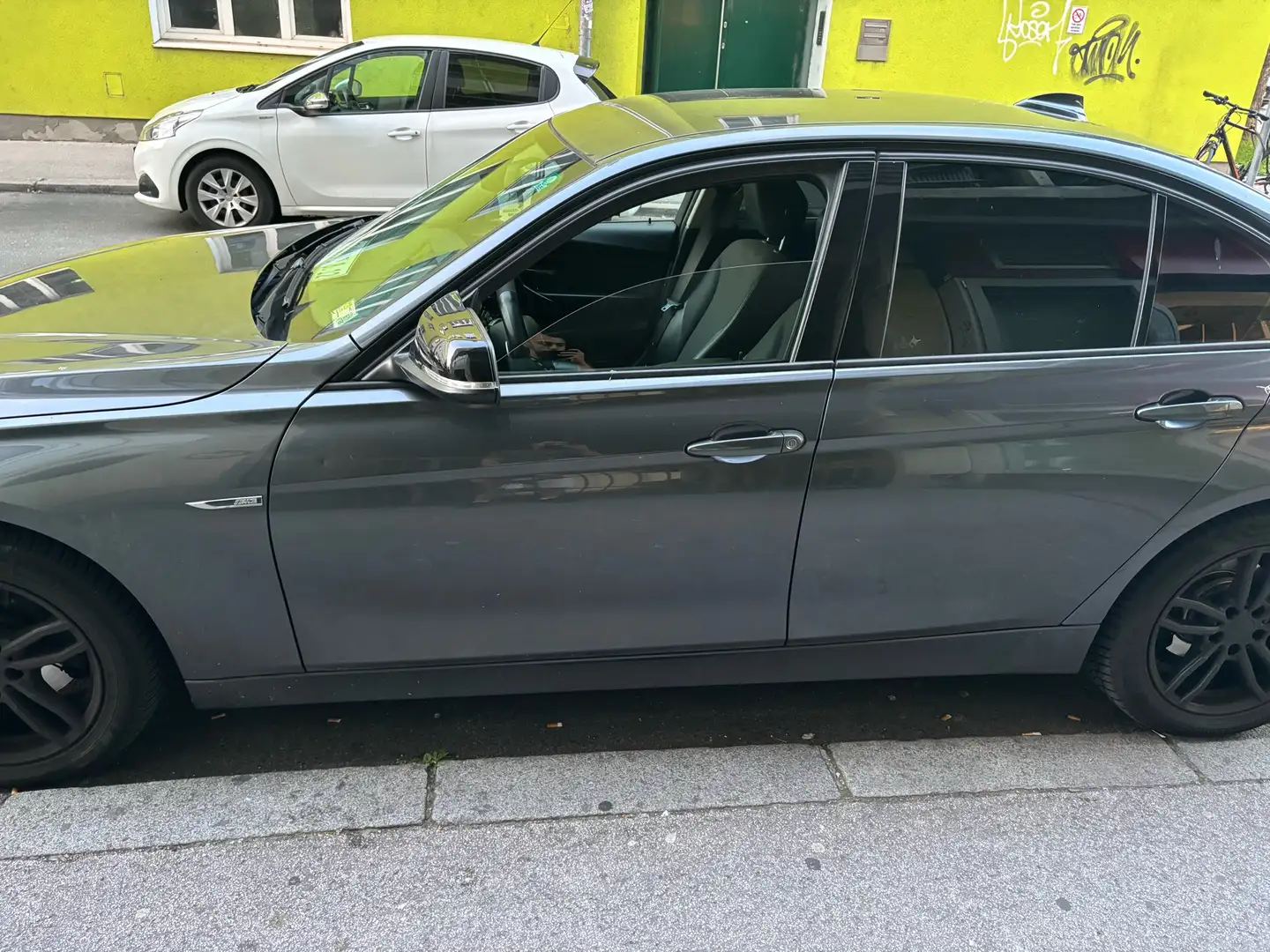 BMW 320 320d Aut. Blau - 1