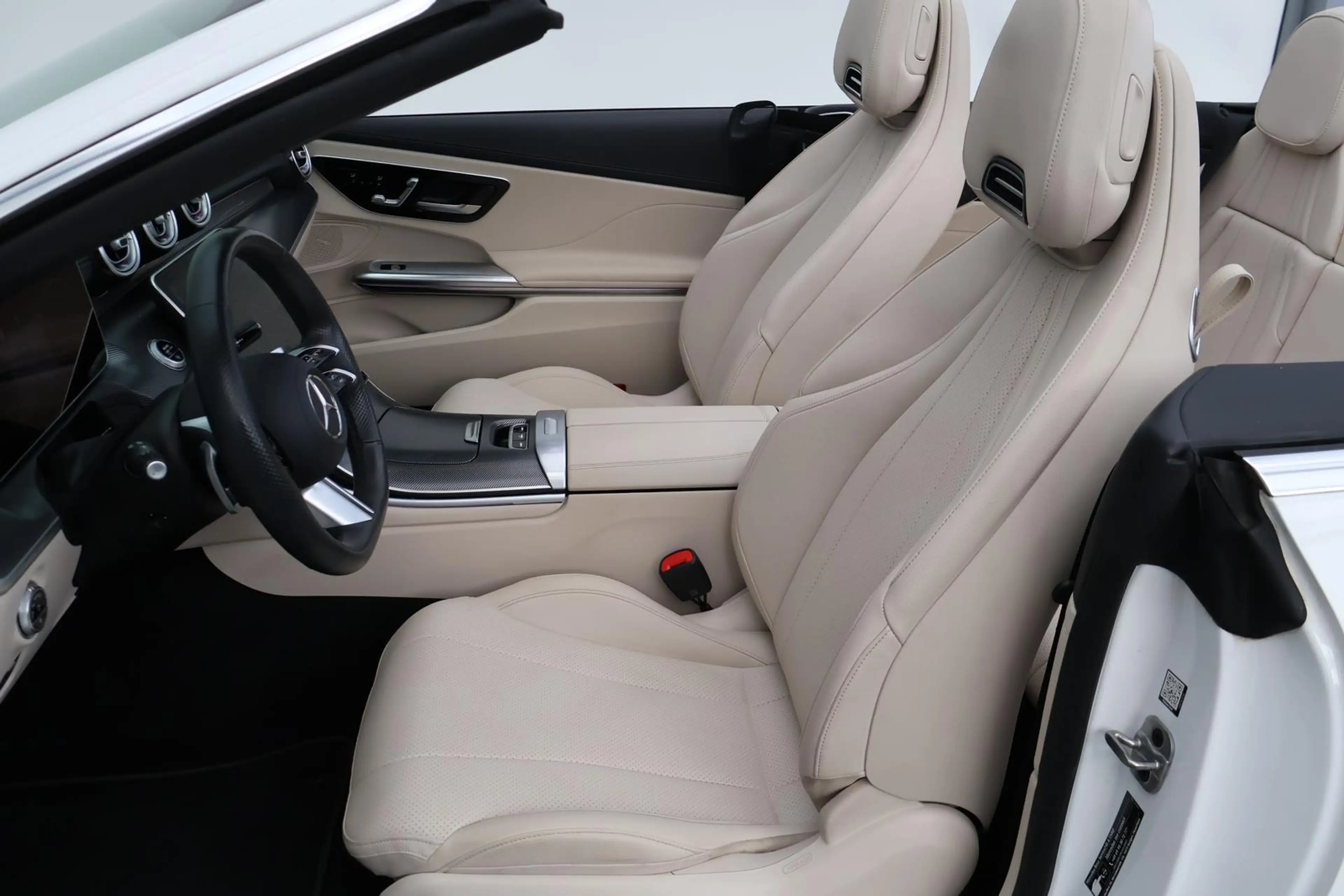 Mercedes-Benz CLE 200 AMG Line Advanced Plus RFK AHK Leder — photo 8