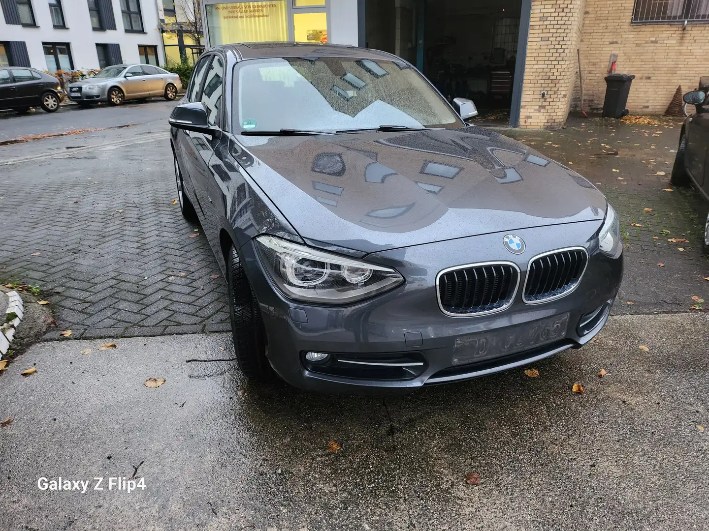 BMW 116 116i Grau - 1