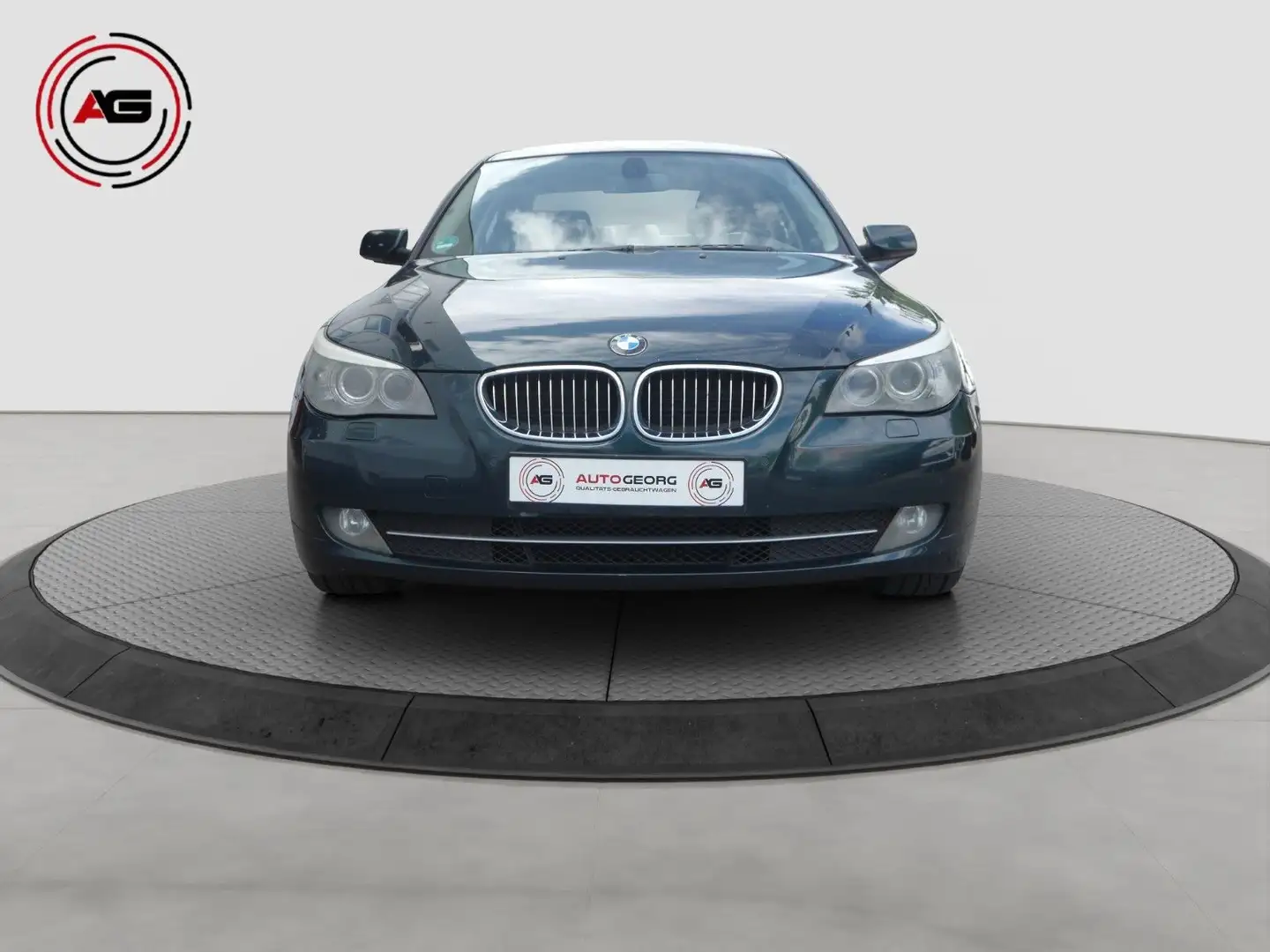 BMW 523 i Lim. PDC NAVI PROF HIFI SHZ DVD LEDER Vert - 2