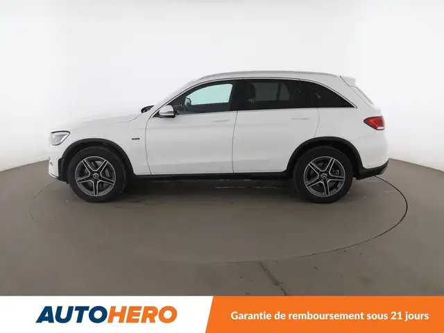 Mercedes-Benz GLC view 3