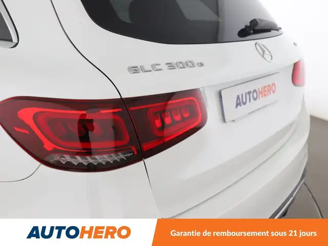 Mercedes-Benz GLC view 29