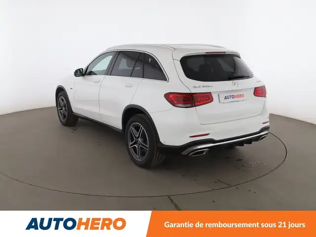 Mercedes-Benz GLC view 4