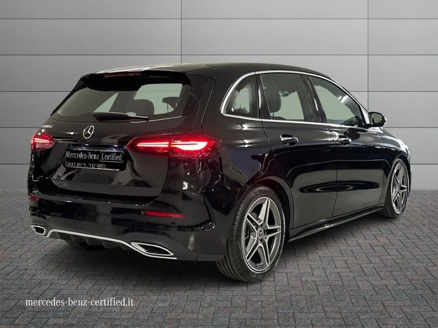 Mercedes-Benz B 180 d Automatic AMG Line Advanced Plus Negro - 2