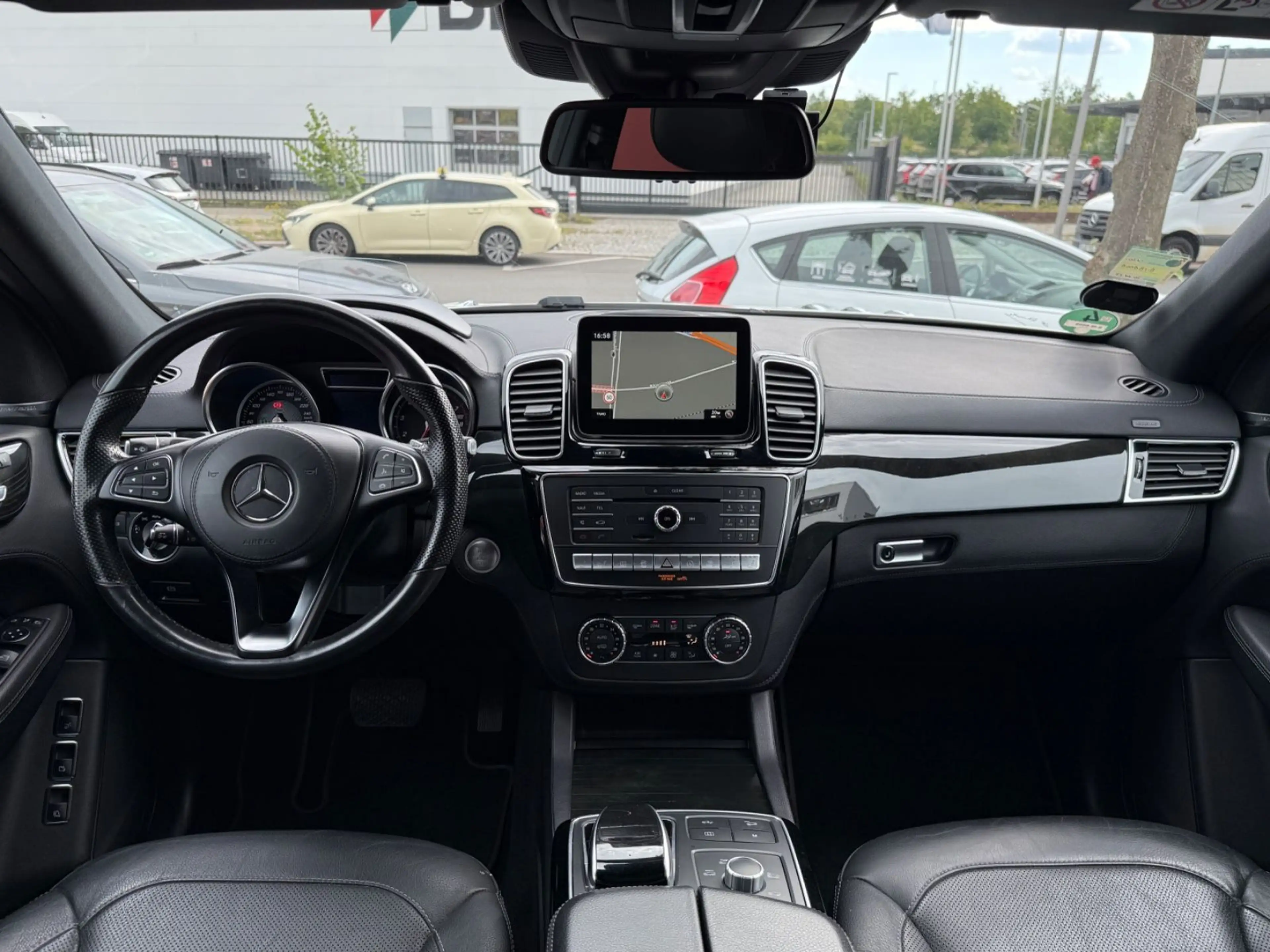 Mercedes-Benz GLS 400 4Matic AMG-Line Panorama Head-UP Voll!! — photo 10