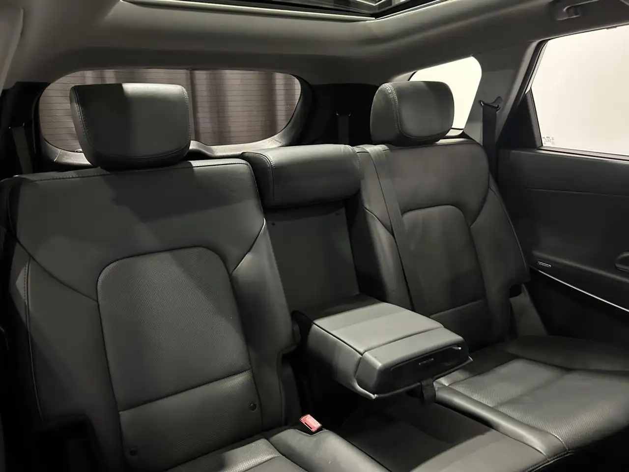 Hyundai SANTA FE снимка Hyundai SANTA FE