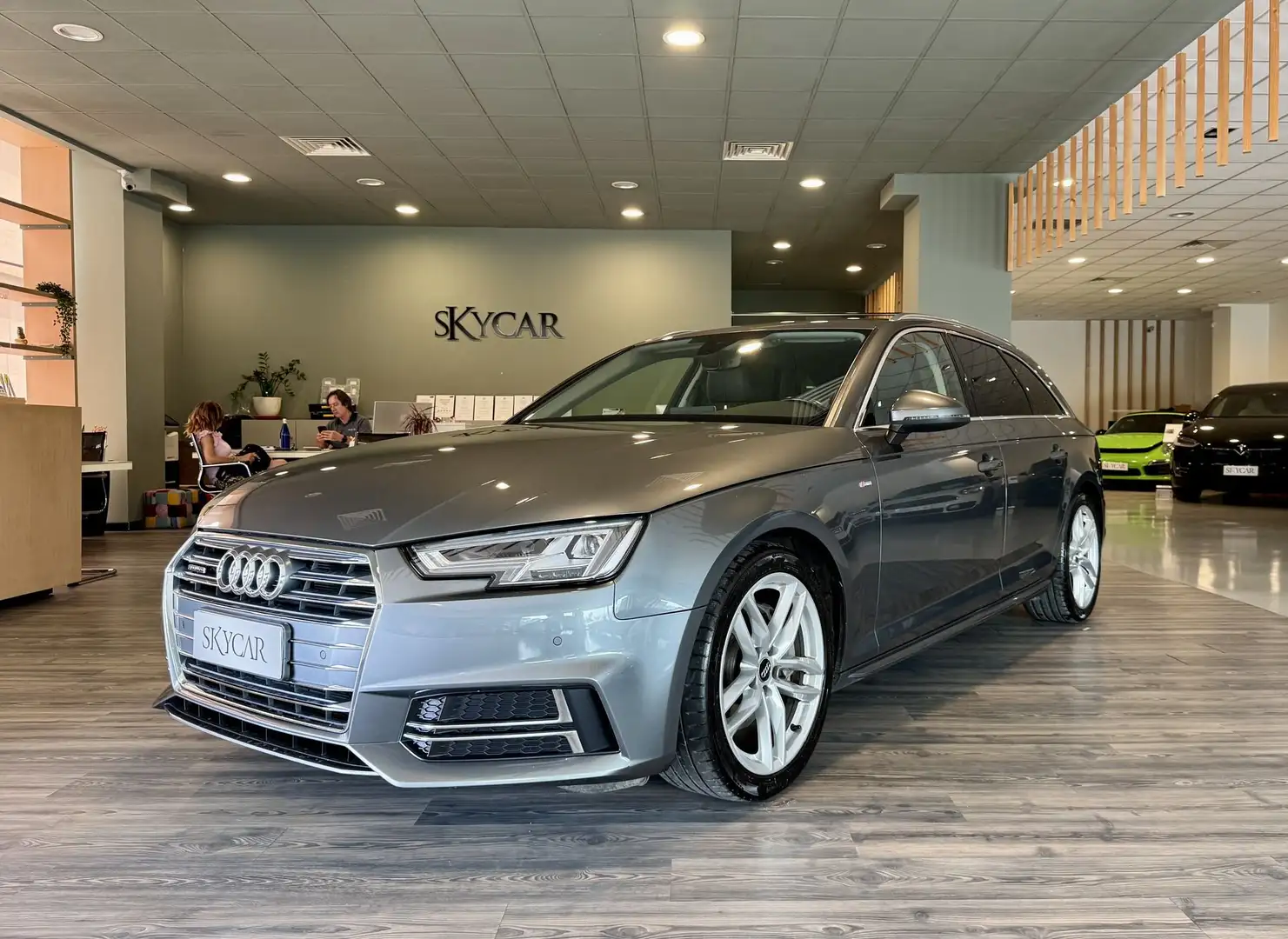 Audi A4 Avant 2.0 TDI 190 CV quattro S tronic Business Sp Grigio - 1