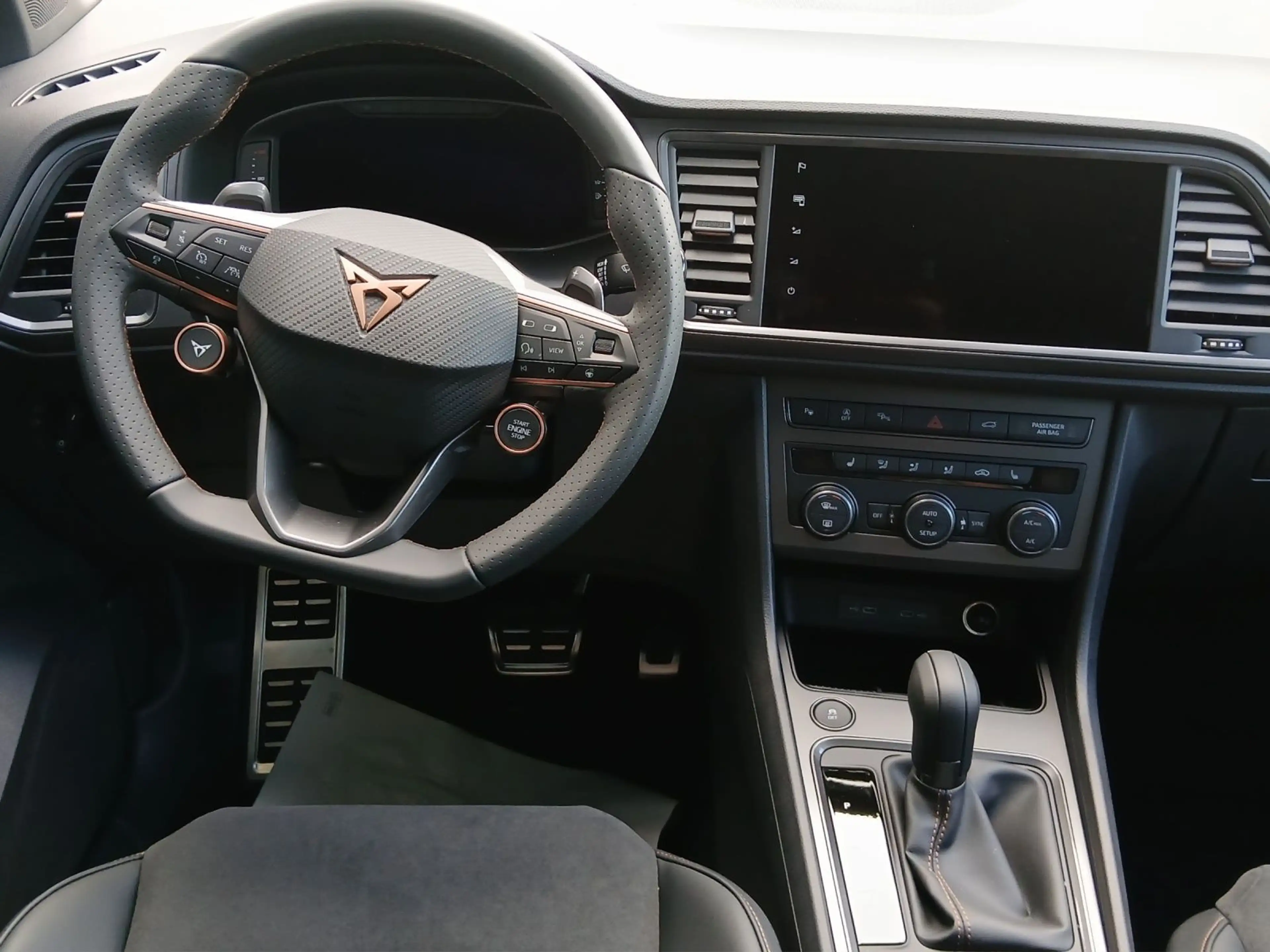 CUPRA Ateca VZ 2.0 TSI 221 kW (300 PS) *AHK*DSG*SH* — photo 4