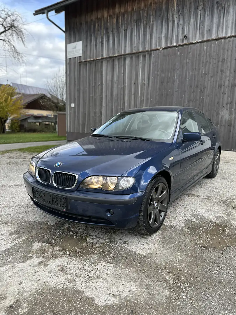 BMW 318 318d - 1