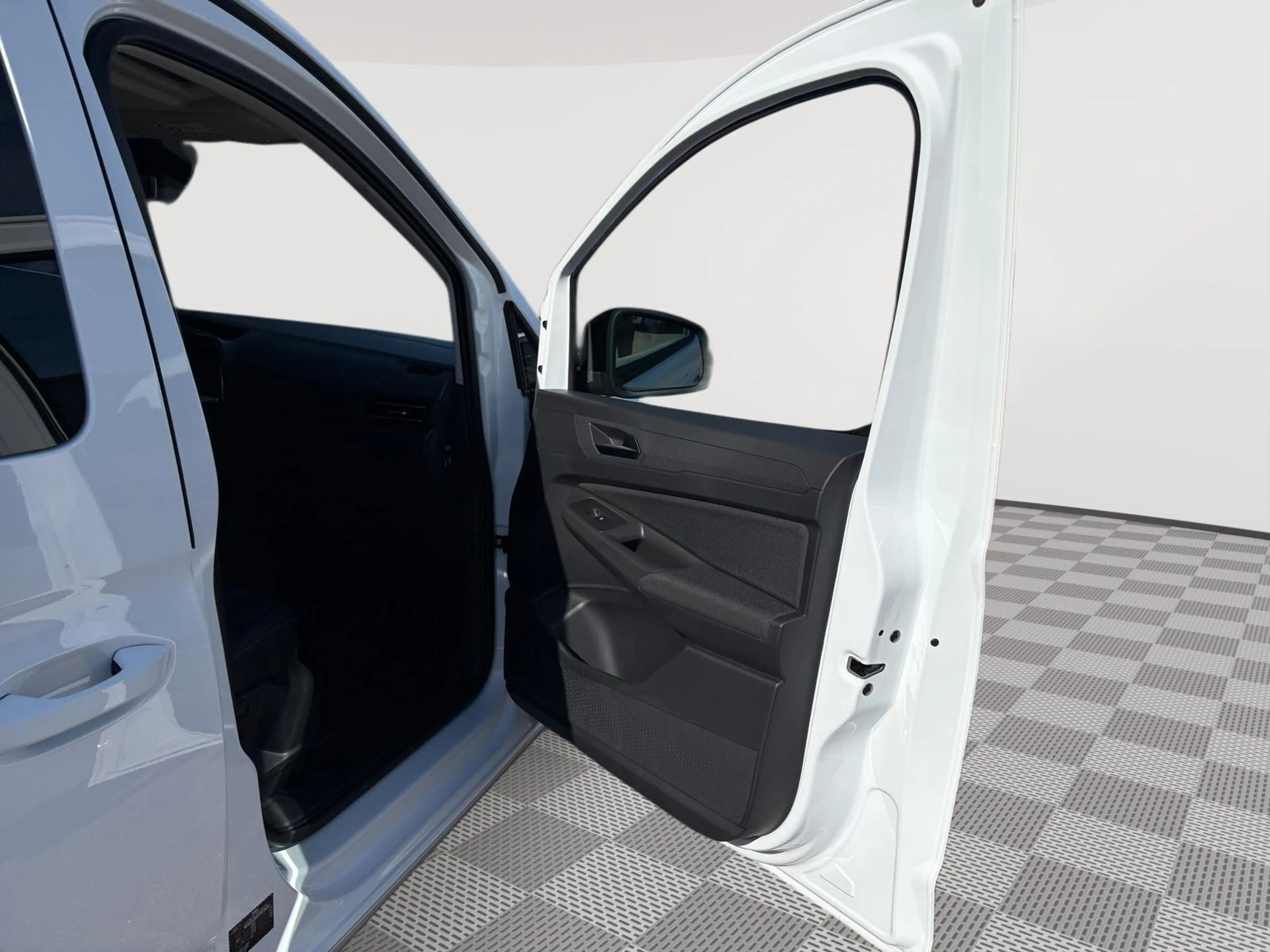 Ford Grand Tourneo Connect PHEV Titanium 1.5 EcoBoost #GJR #LED — photo 14