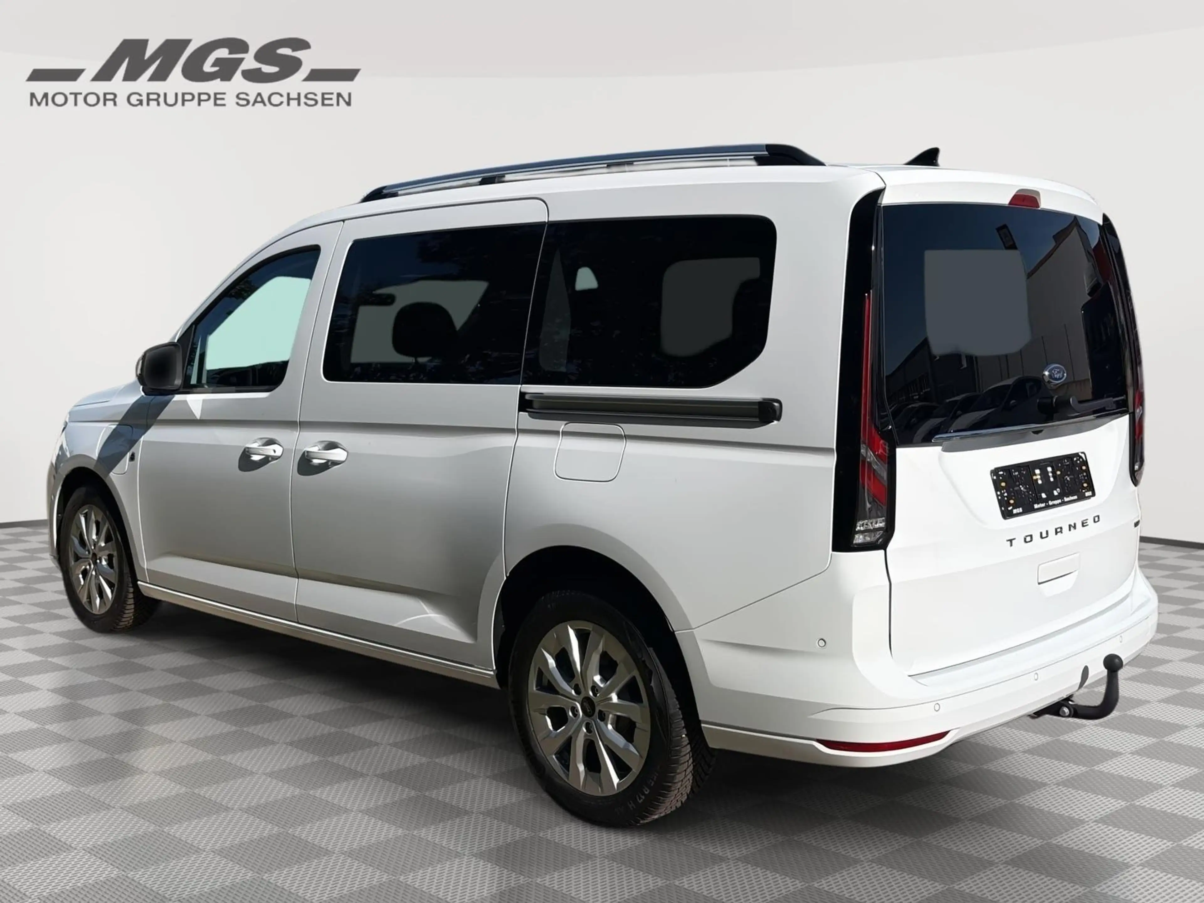 Ford Grand Tourneo Connect PHEV Titanium 1.5 EcoBoost #GJR #LED — photo 11