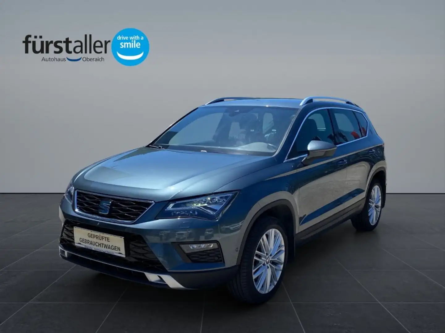 SEAT Ateca 1,4 Xcellence ACT TSI DSG Grau - 1