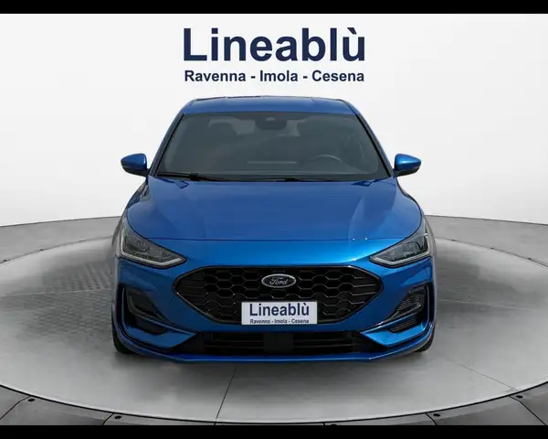 Ford Focus view 8